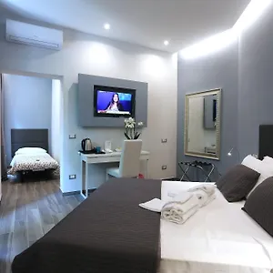 Bed & Breakfast 77, Řím