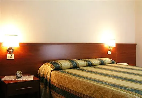 **  Hotel Maryelen Rom Italien
