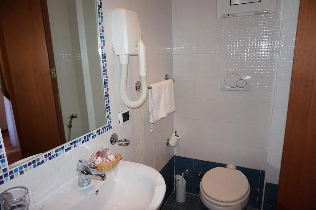 **  Hotel Maryelen Rom Italien